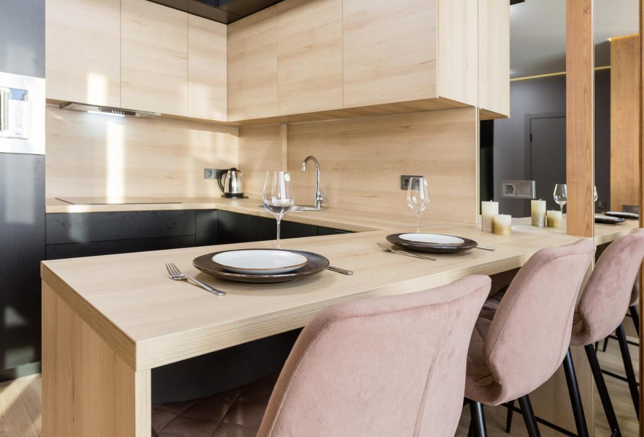 Fayna Town - Loft Black - Nyvky Kiev Dış mekan fotoğraf