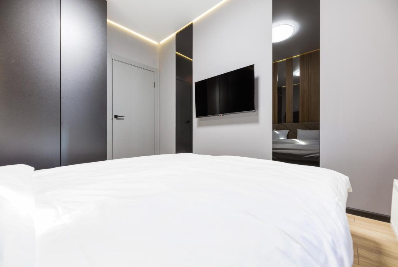 Fayna Town - Loft Black - Nyvky Kiev Dış mekan fotoğraf